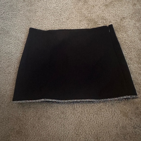 Black mini skort - Picture 1 of 4